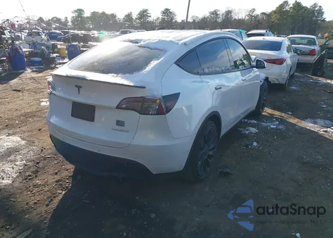 2022 Tesla Model Y Performance Dual Motor All-Wheel Drive from USA, damaged, VIN 7SAYGDEF9NF378641